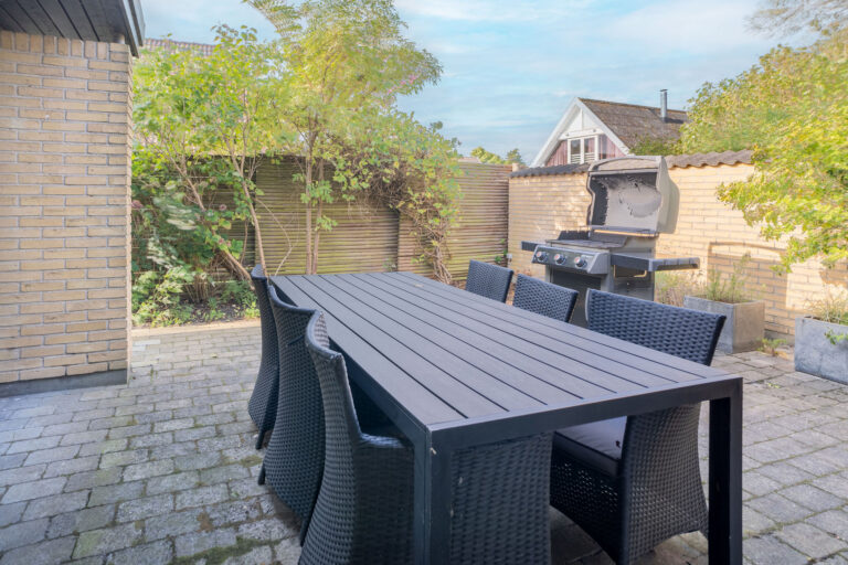 Perfekt til fremvisning af udlejningsboliger på Airbnb eller andre platforme. Fotograferet af Weigang Fotografi, ekspert i bolig- og interiørfotografering i København.